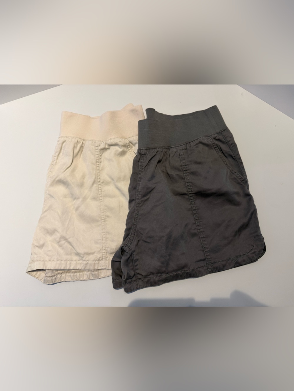 Member’s Mark Tencel Casual soft linen type— Kahki Green and Tan Women’s Shorts